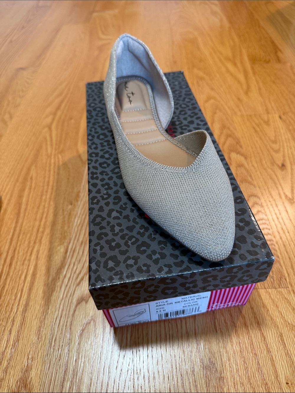 🆕me too Pointed Toe Ballet Flat in Light Gold